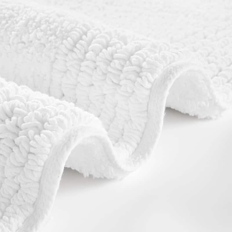 Madison Park Signature Splendor 100-percent Cotton Tufted 3000 GSM Reversible Bath Rug