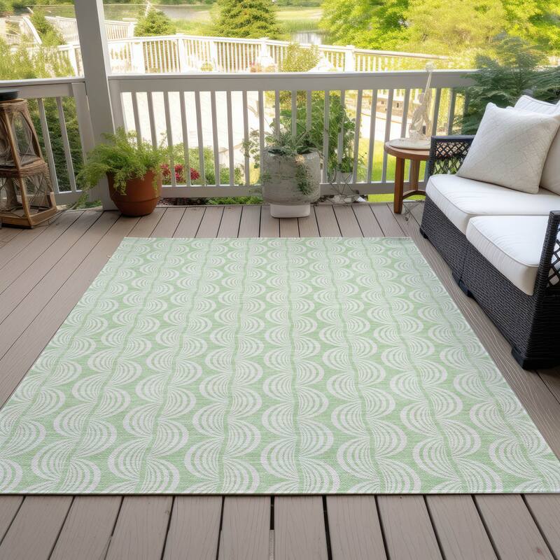 Machine Washable Indoor/ Outdoor Wavy Modern Chantille Rug