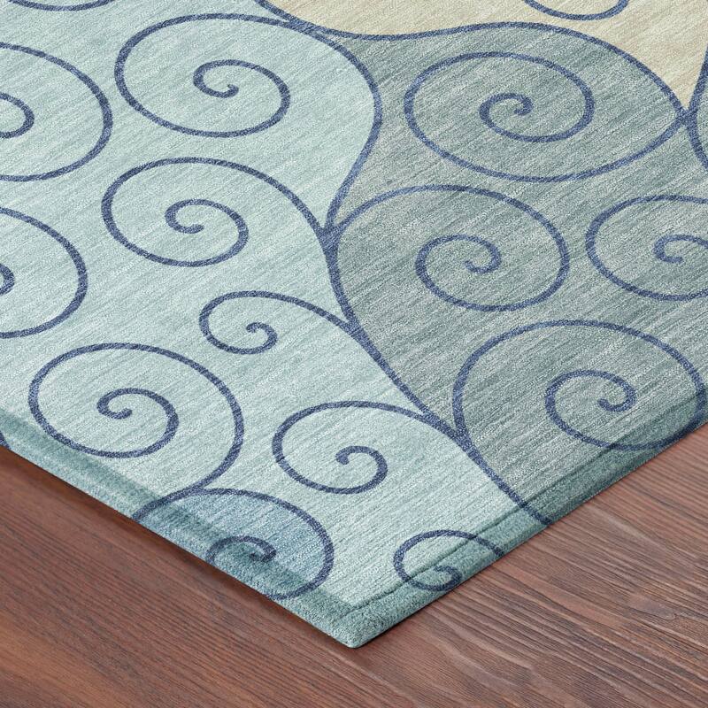 Machine Washable Indoor/ Outdoor Swirly Chantille Rug