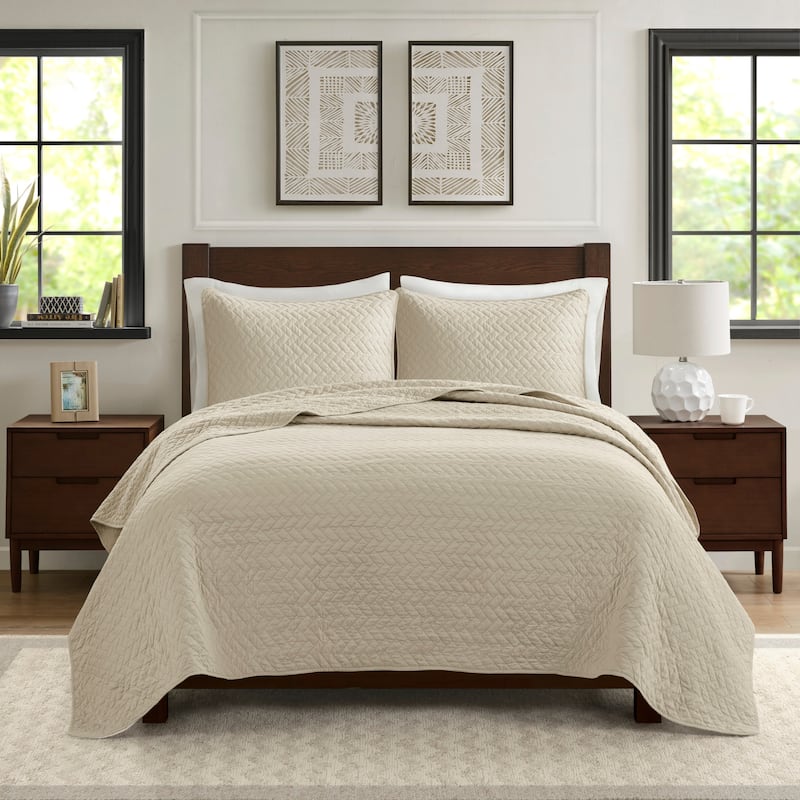 Madison Park Signature Velvet Touch Luxurious Oversized Quilted Set - Queen