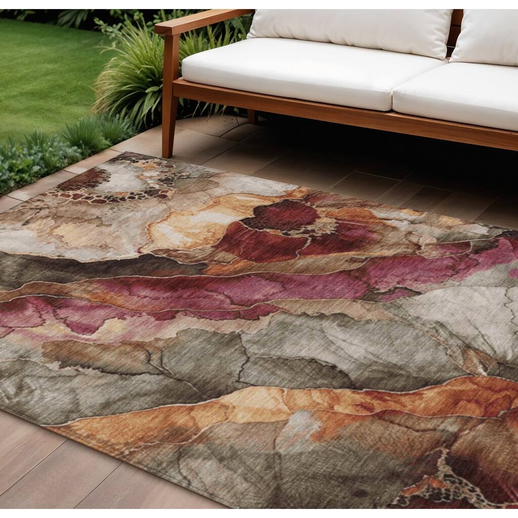 HomeRoots Floral Transitional Rectangle Outdoor Rug