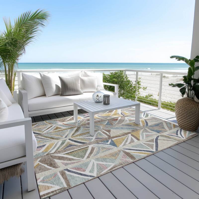 Machine Washable Indoor/ Outdoor Modern Mosaic Chantille Rug