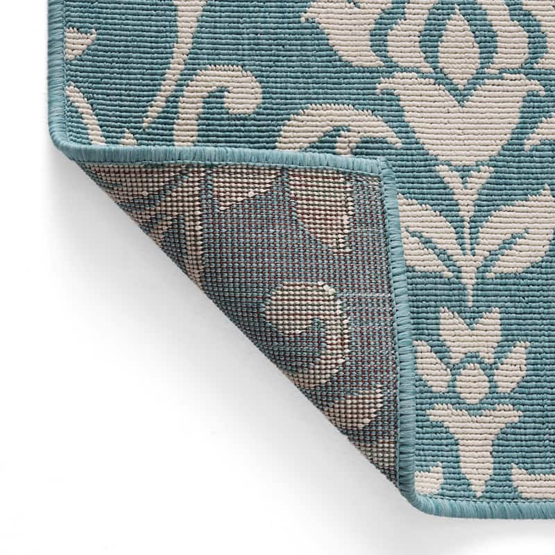 Sea Foam Outdoor Botanical Area Rug, Blue and Ivory by Christopher Knight Home