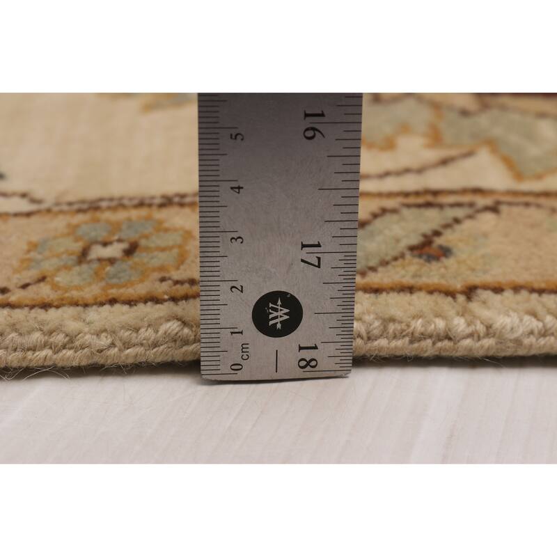 ECARPETGALLERY Hand-knotted Jamshidpour Cream Wool Rug - 6' 6" x 7' 11"