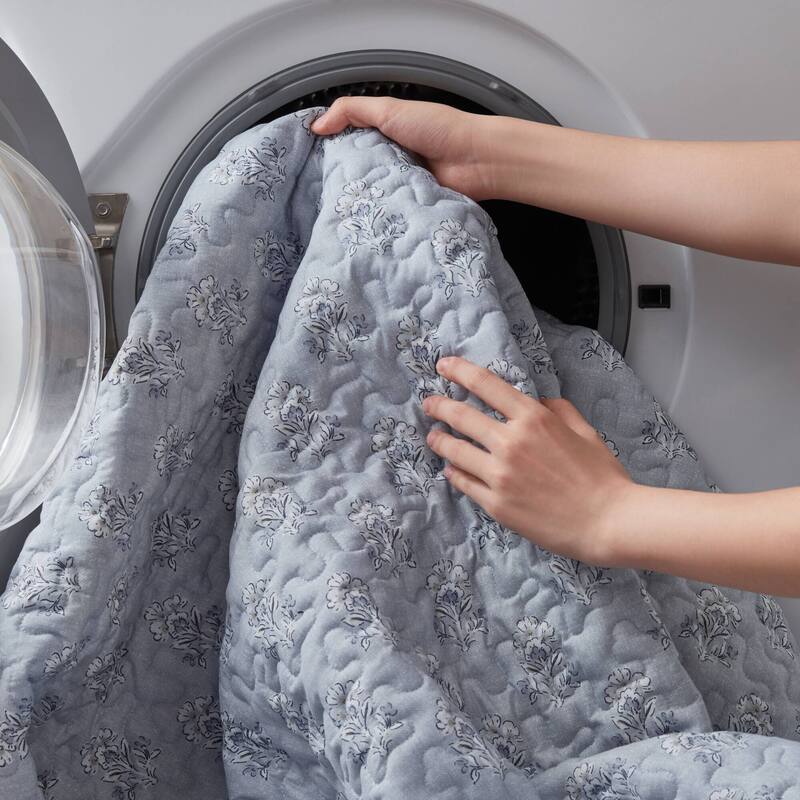 Madison ParK Linwood 3 Piece Ruffle Printed Quilt Set