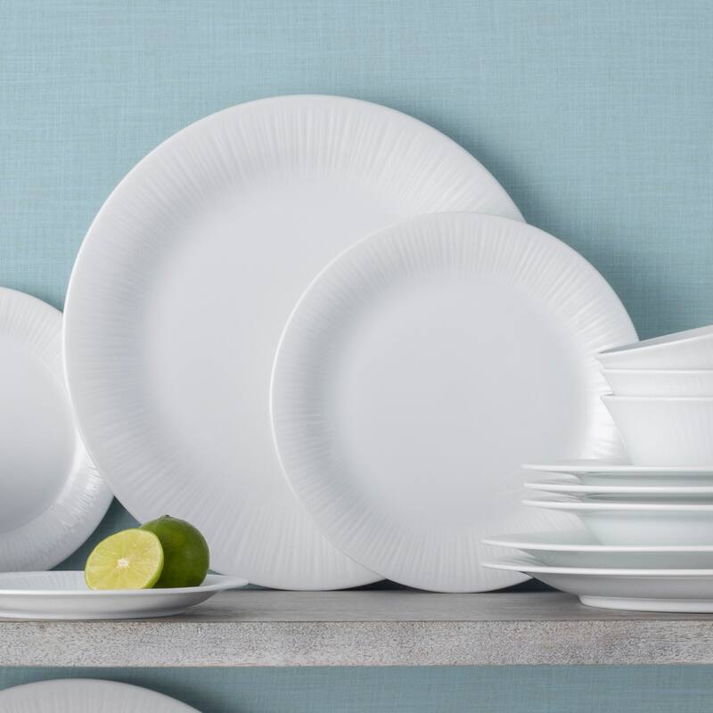 Conifere 30-Piece Dinnerware Set, Service for 6