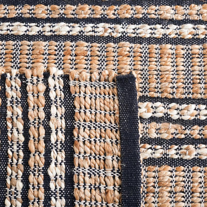 SAFAVIEH Handmade Natural Fiber Marharita Geometric Seagrass Rug
