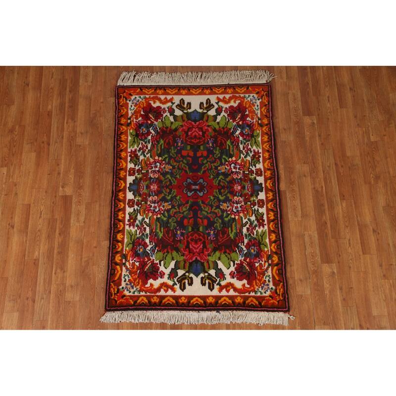 Hand Knotted Oriental 100% Wool Carpet Traditional Floral Beige & Ivories Bakhtiari Area Rug - 4' 11'' X 3' 5''
