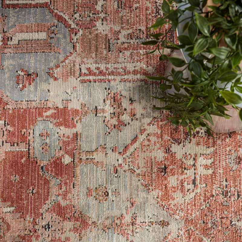 Priyah Indoor/ Outdoor Medallion Pink/ Gray Area Rug