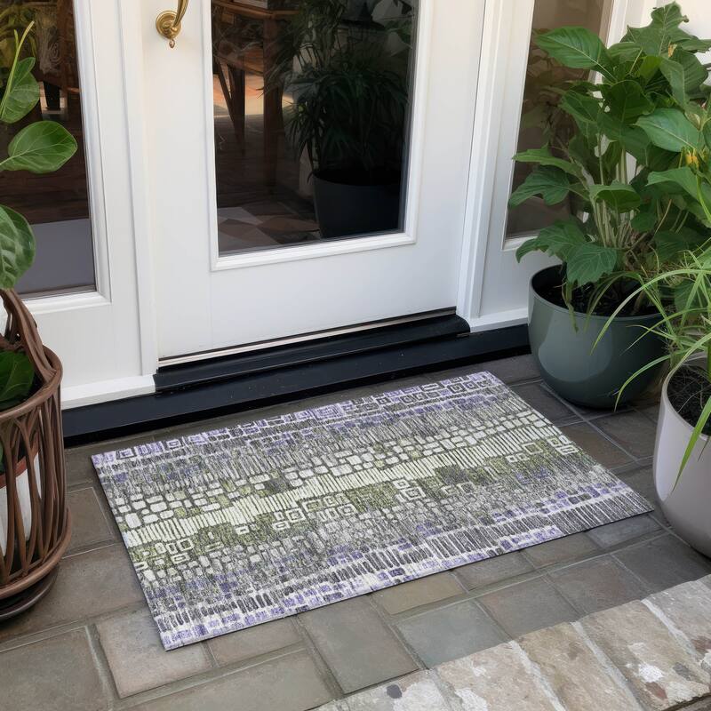 Machine Washable Indoor/ Outdoor Geo Mosaic Chantille Rug - Purple - 1'8" x 2'6"