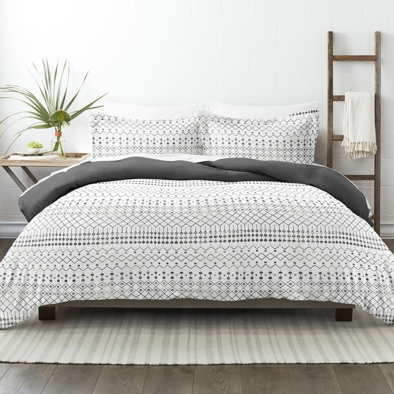 Becky Cameron Etched Gate Oversized 3 Piece Reversible Duvet Cover Set