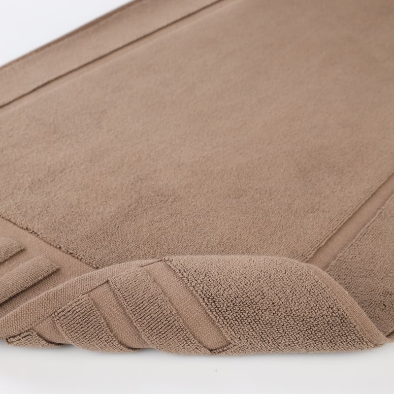 Blue Nile Mills 100% Cotton Solid Modern Geometric Border Absorbent Heavy Washable Bath Mats, Set of 2