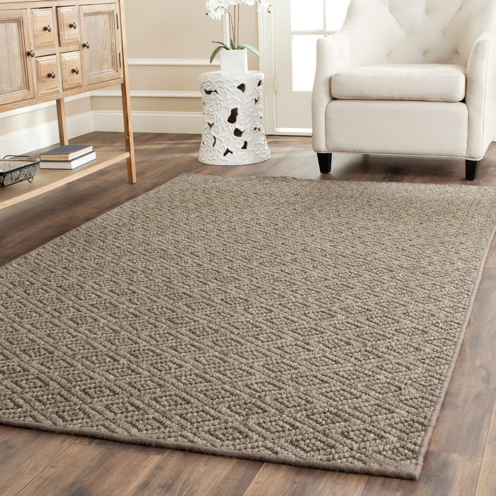SAFAVIEH Diamond Nhieu Wool Rug