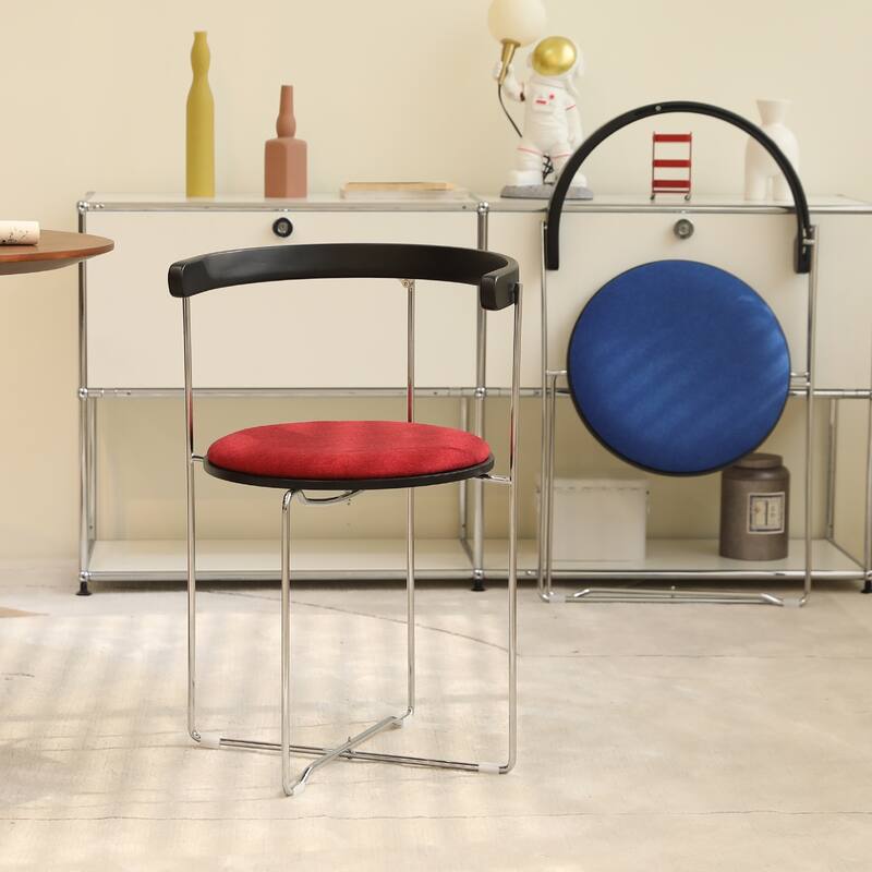 Folding Chair with Modern Design