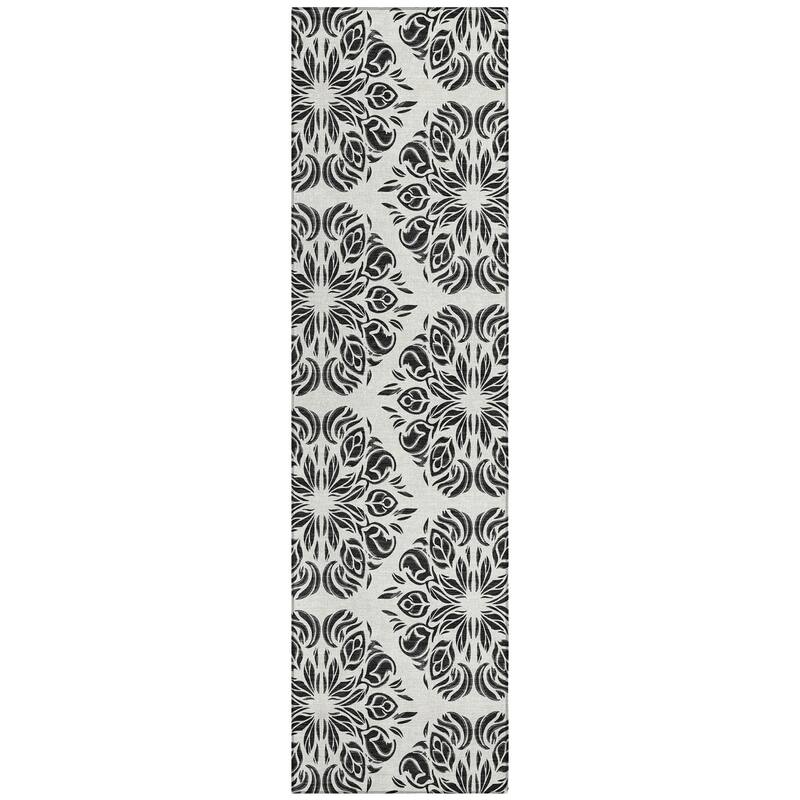 Machine Washable Indoor/ Outdoor Damask Pearl Chantille Rug