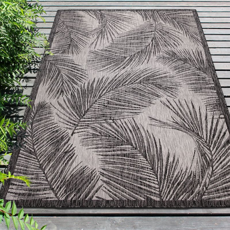 Liora Manne Carmel Fronds Indoor/Outdoor Rug Black