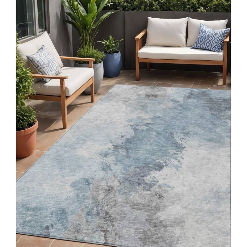 HomeRoots Abstract Transitional Rectangle Outdoor Rug - 5' X 8'
