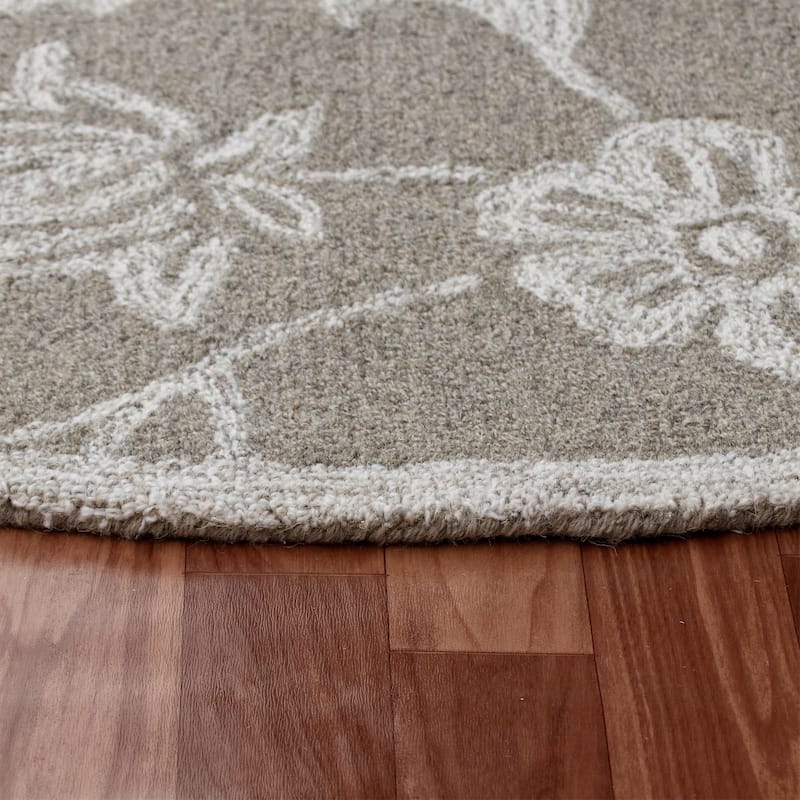 Sevita Grey/Ivory Floral Round Area Rug