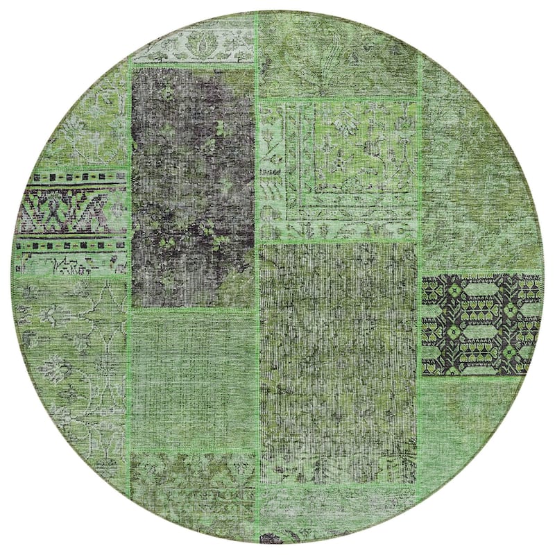 HomeRoots Patchwork Transitional Rectangle Outdoor Rug
