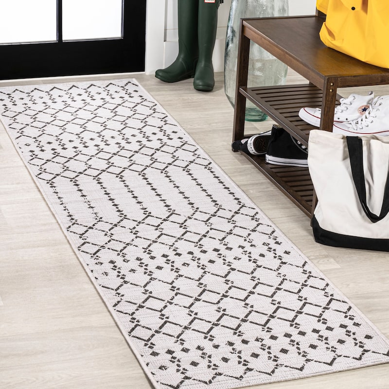 JONATHAN Y Trebol Moroccan Geometric Textured Weave Indoor/Outdoor Area Rug - 2 X 8 - Cream/Black