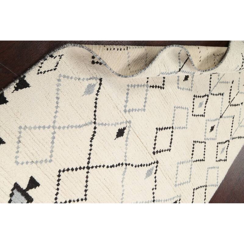 Contemporary Vegetable Dye Moroccan Berber Oriental Area Rug Handmade - 4'4" x 7'0"