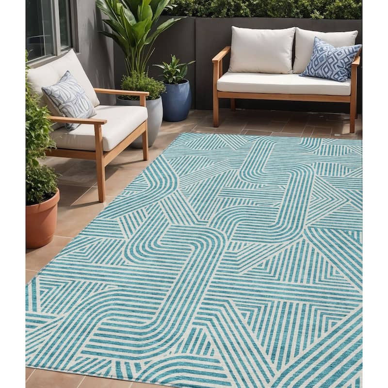 HomeRoots Abstract Transitional Rectangle Outdoor Rug - 5' X 8'
