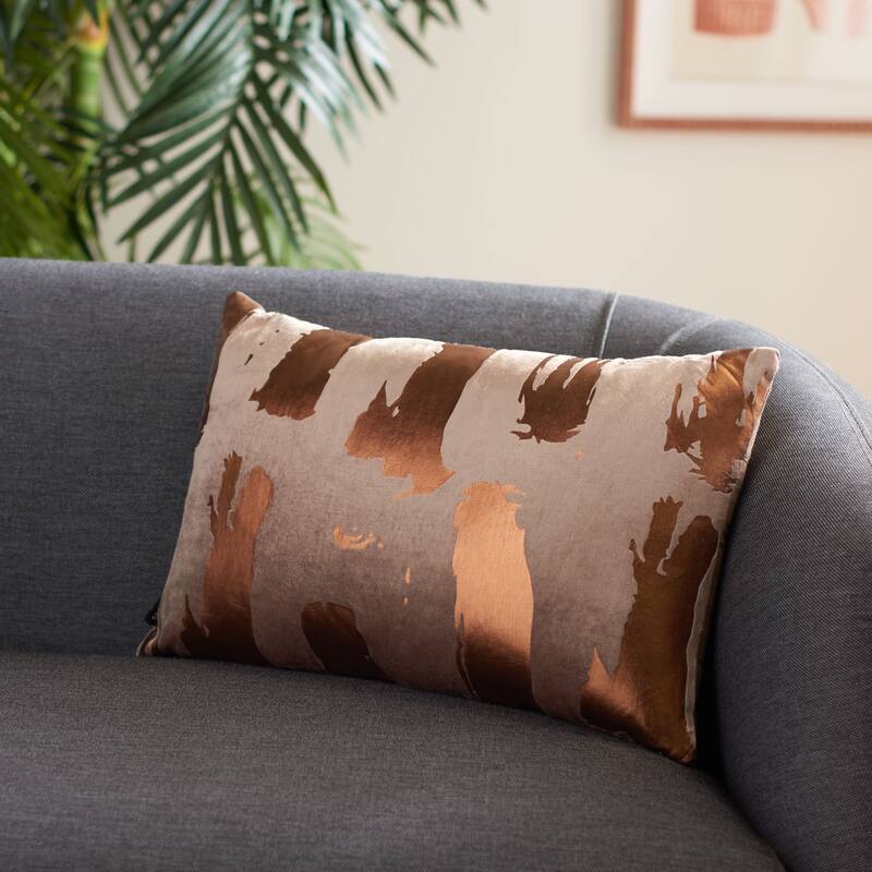 SAFAVIEH Hannia Decorative Throw Pillow