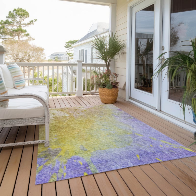 Machine Washable Indoor/ Outdoor Abstract Solid Chantille Rug
