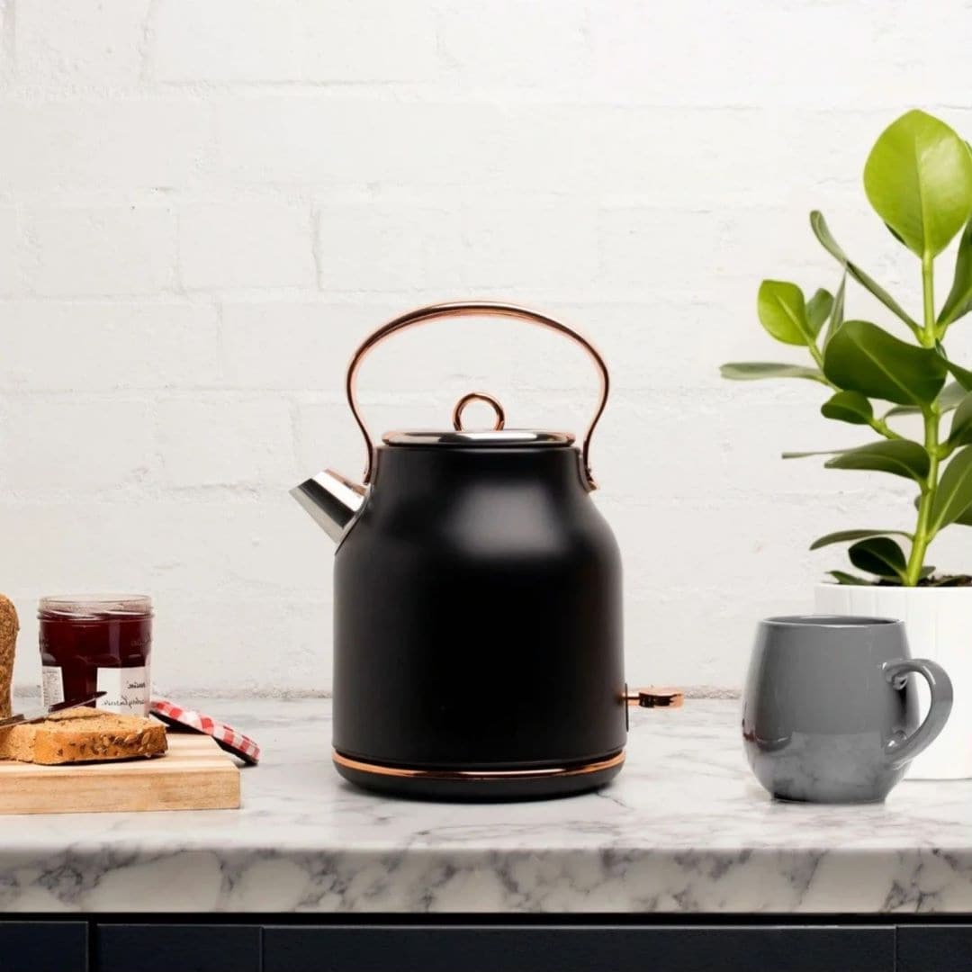 https://ak1.ostkcdn.com/images/products/is/images/direct/dba0c694bc3ab99b1a22086a76d6313f52ba5acc/1.7-Liter-Stainless-Steel-Electric-Tea-Kettle.jpg