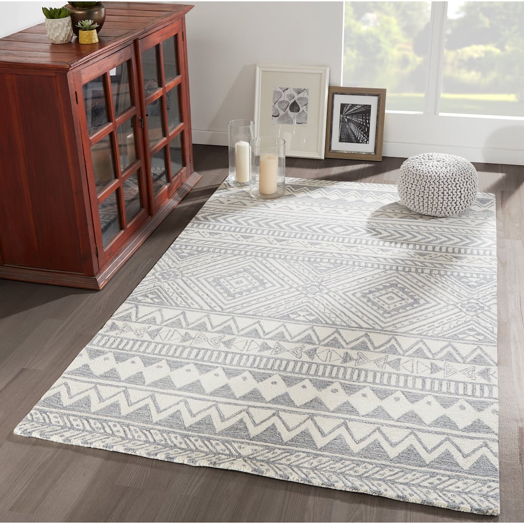 Momeni Mallorca Tribal Hand-hooked Wool Area Rug