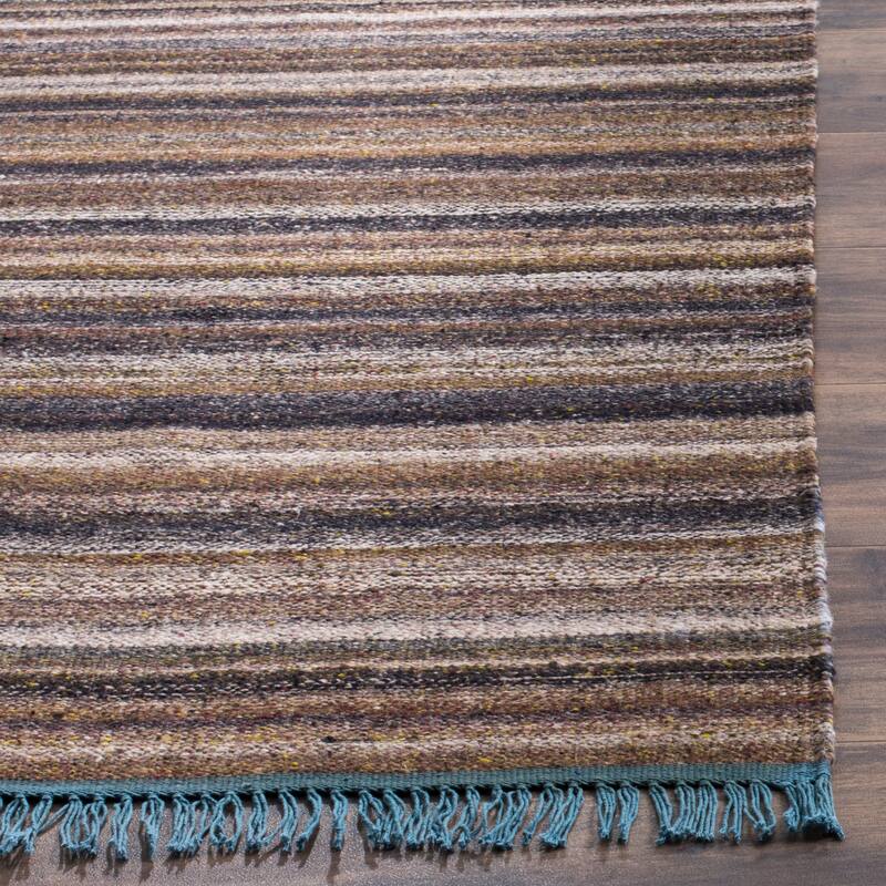 SAFAVIEH Handmade Flatweave Kilim Tenna Wool Rug