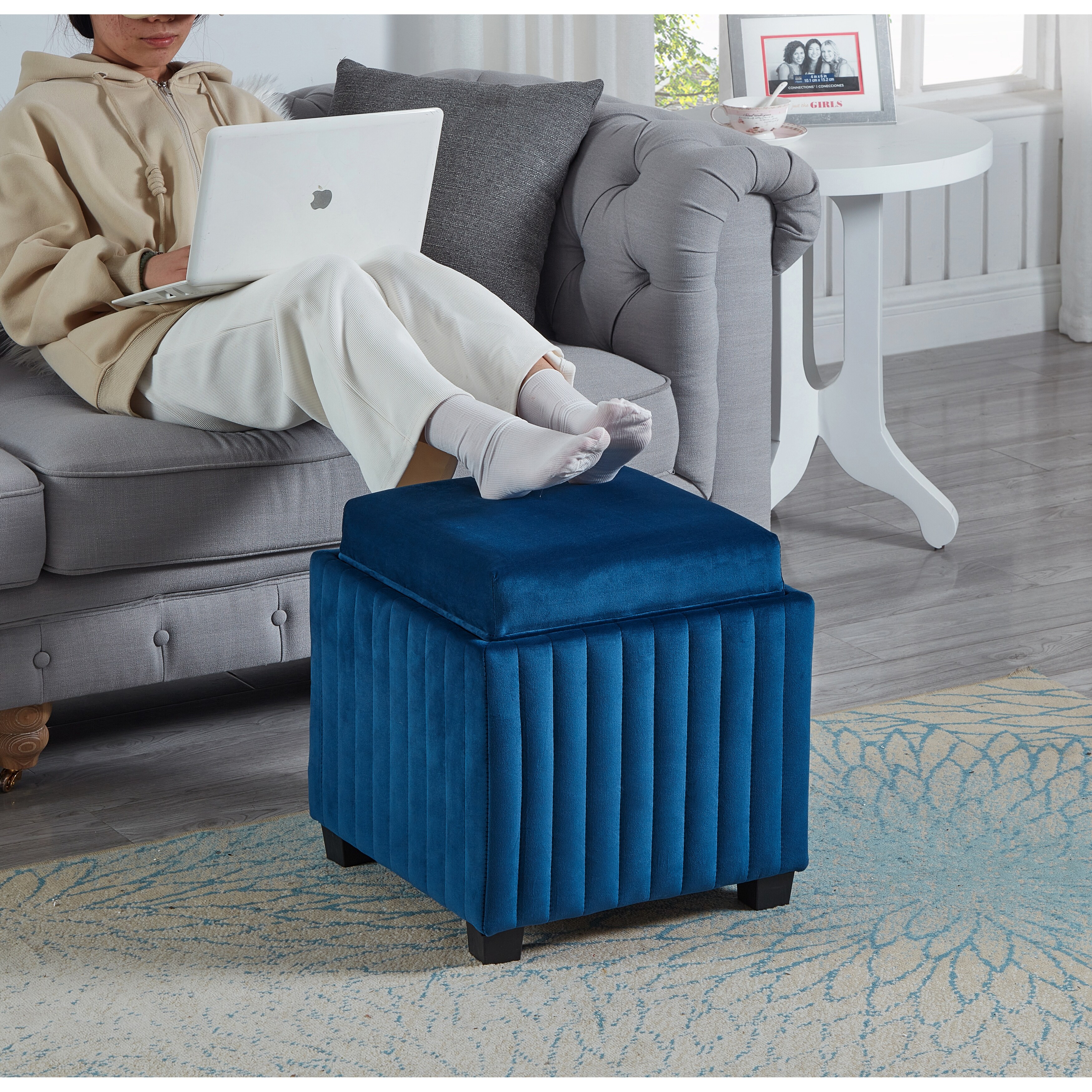 Square Storage Ottoman with Coffee Tray 18 Inch Velvet Upholstered Foot Rest and Storage Seat for Bedroom and End of Bed