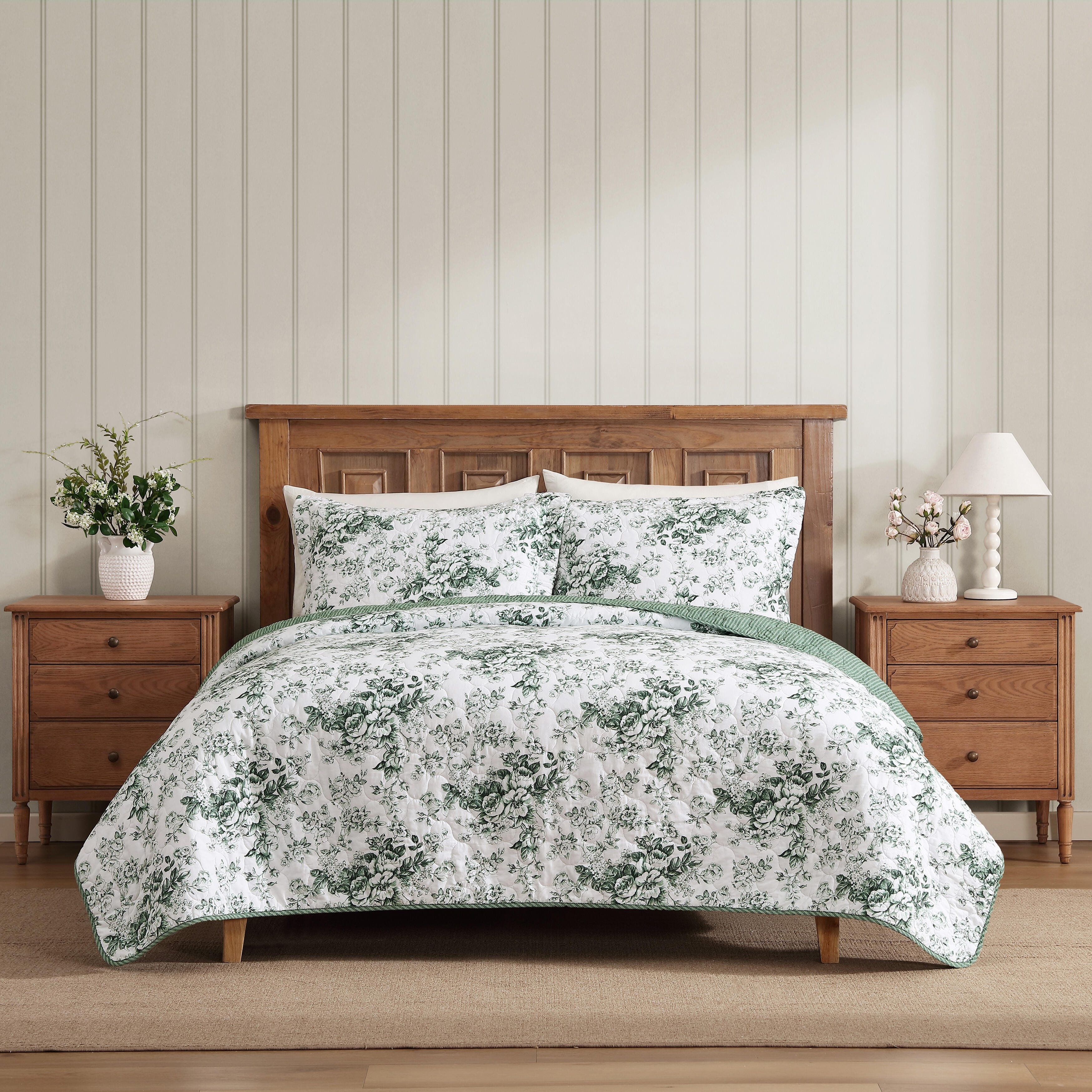 Laura Ashley Toile Delight Cotton Reversible Green Quilt Set