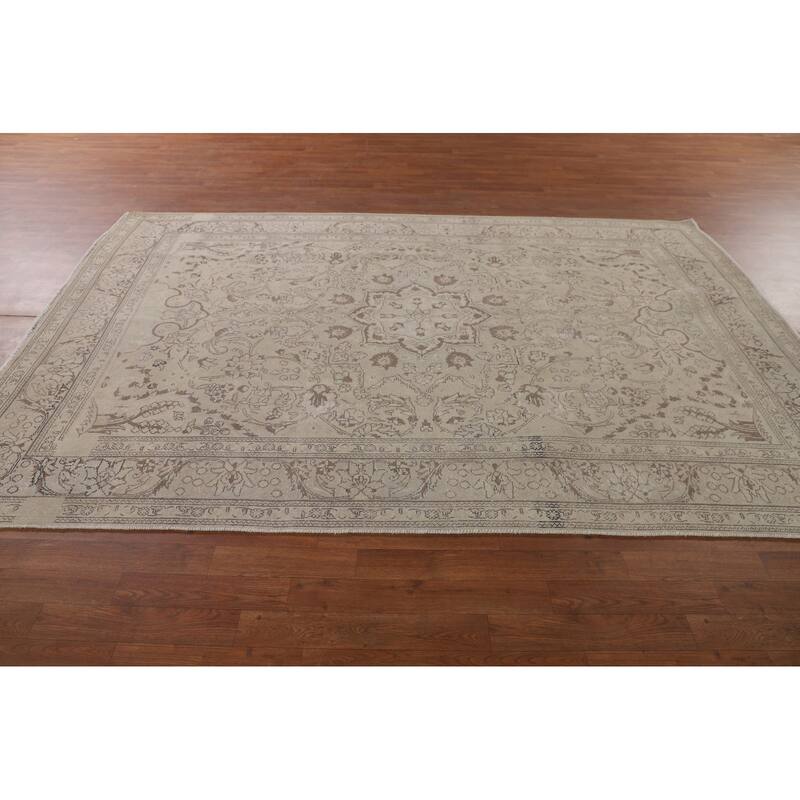 Traditional Tabriz Persian Vintage Rug Hand-Knotted Beige Wool Carpet - 6'6"x 9'7"