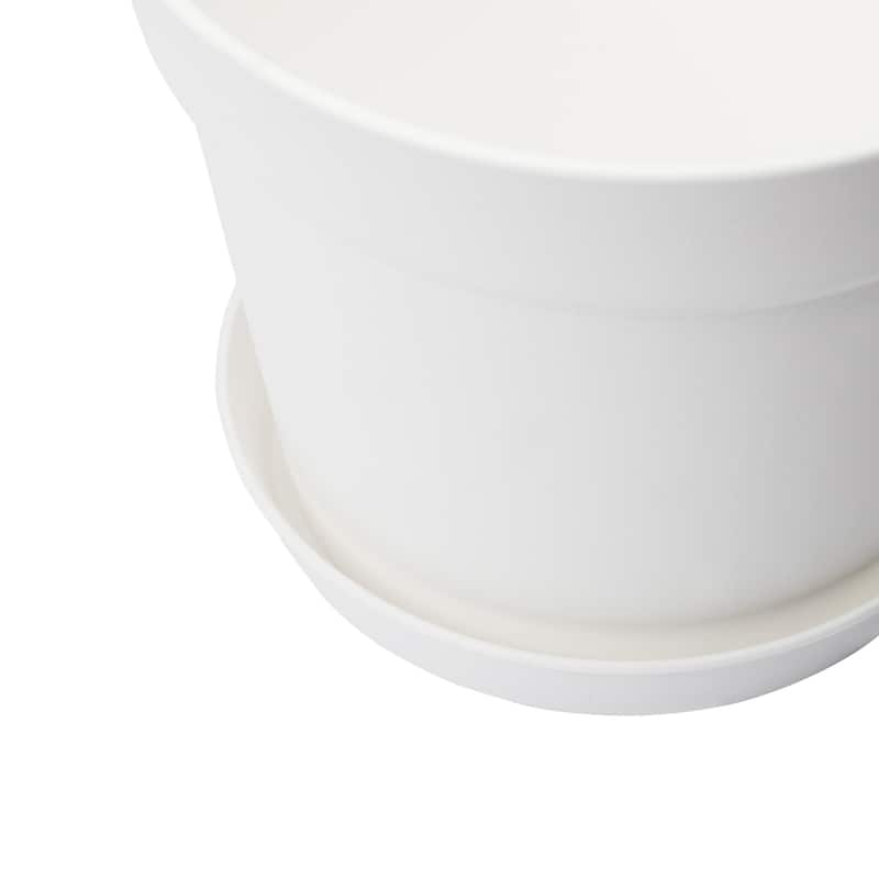 Round Plastic Planter Pots with Mesh Drainage Holes, Removable Saucer