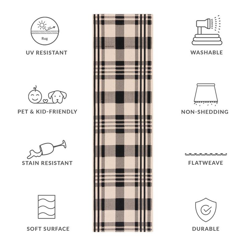 SAFAVIEH Courtyard Oriole Plaid Indoor/ Outdoor Waterproof Patio Backyard.