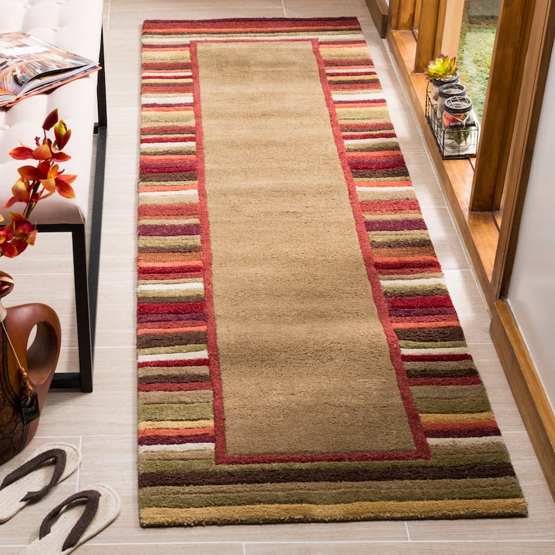 Martha Stewart by SAFAVIEH Striped Border Wool Rug