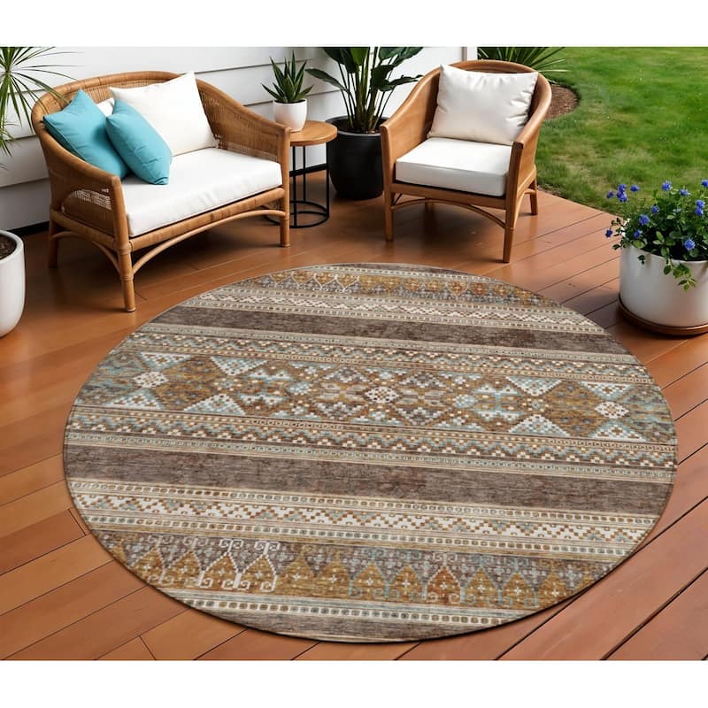 HomeRoots Southwestern Transitional Rectangle Outdoor Rug - 8' Round