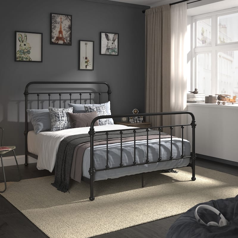 Sigulda Graceful Lines Victorian Metal Bed