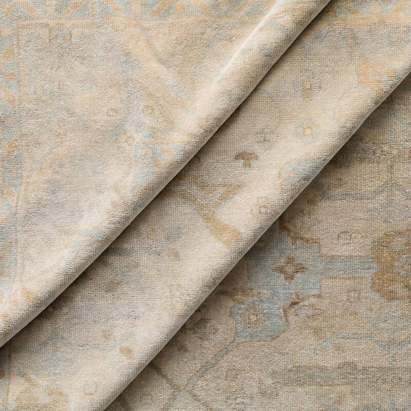 Handmade Dimitri Vibrant Persian Wool Area Rug