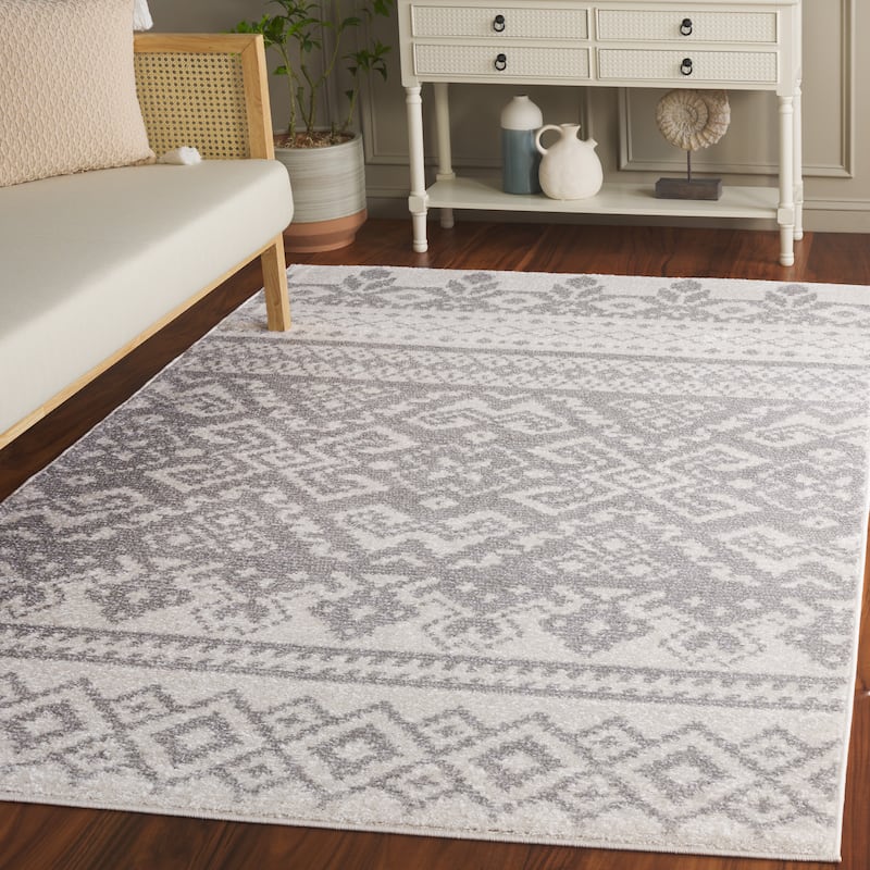 SAFAVIEH Adirondack Dixie Rustic Boho Rug - Ivory/Silver - 4' x 6'