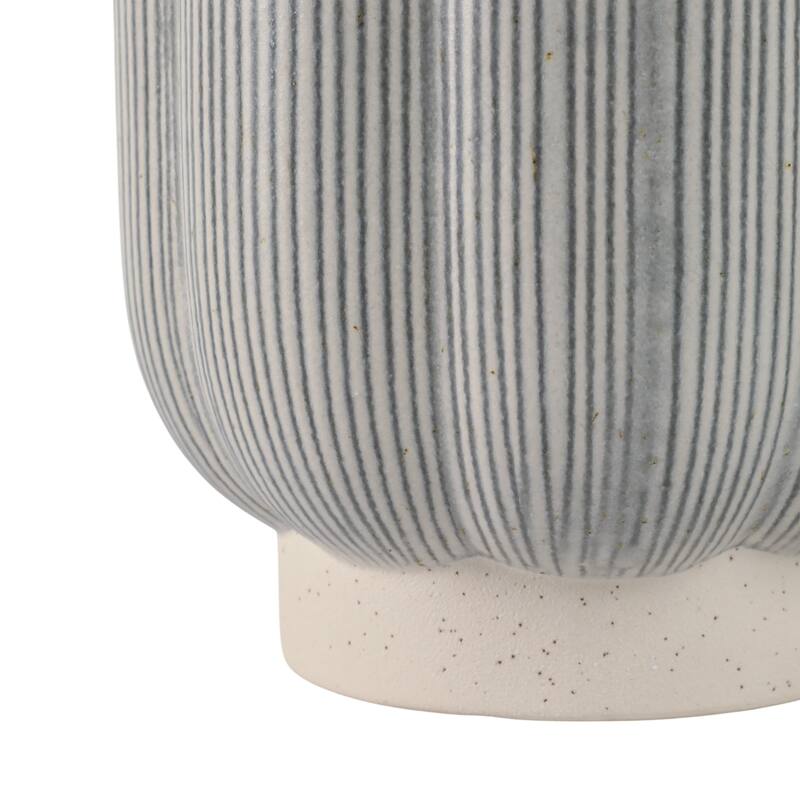 Stoneware Scallop Shaped Planters Decorative Containers (Set of 2) - 5.91" x 5.91" x 5.79"