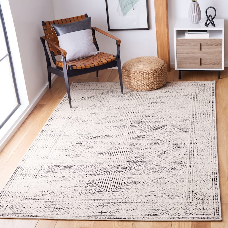 SAFAVIEH Hand-Woven Classic Vintage Tessa Moroccan Rug - 8' x 10' - Beige/Black