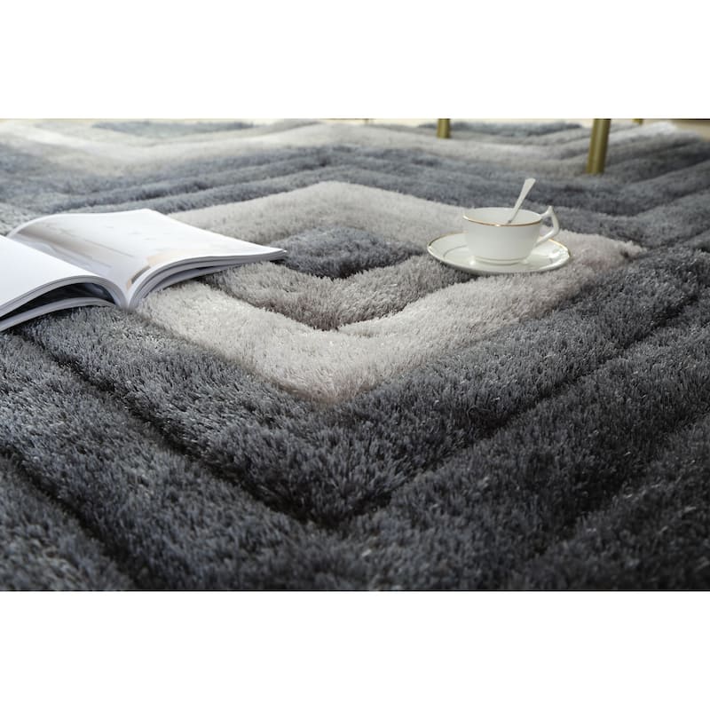 Mateos Shag Collection Geometric Area Rug