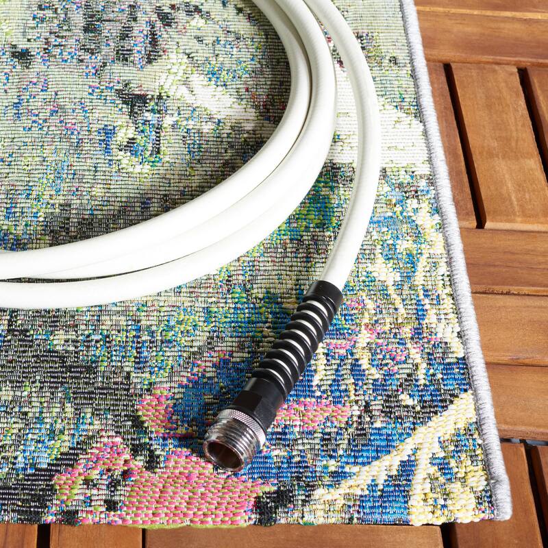 SAFAVIEH Barbados Hilka Tropical Botanical Waterproof Patio Backyard Rug