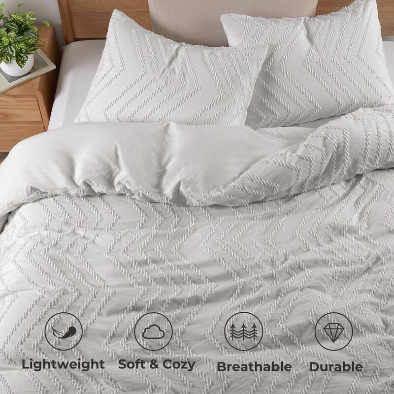 Tufted Clipped Jacquard Geometric Oversized Duvet Cover & Pillowcase Set
