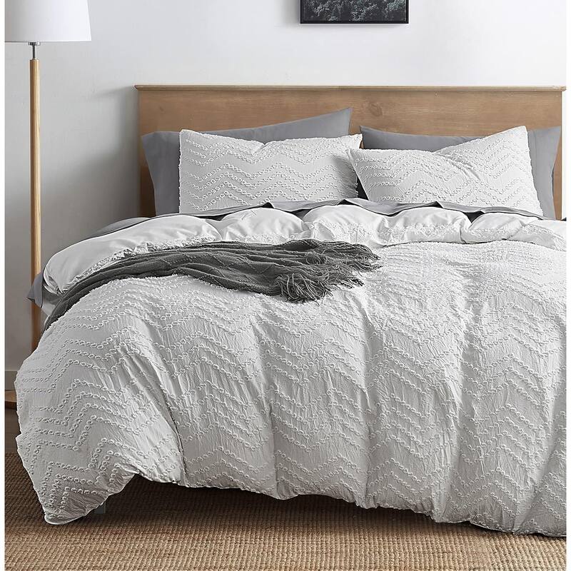 Empyrean Bedding Tufted Duvet Cover Set with Quilted Down Alternative Comforter Insert - White - Chevron - Queen