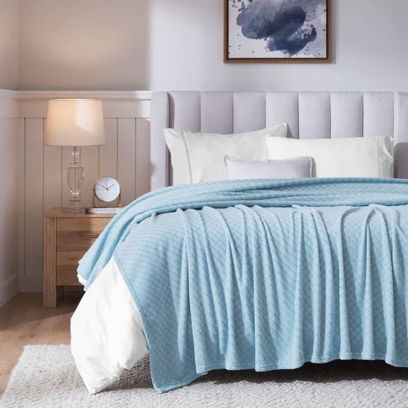 Superior Alaska Quilted Diamond Plush Fleece Blanket For Couch or Bed - Full/Queen - Light Blue
