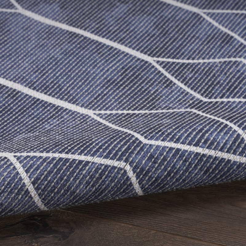 Pebev Power Loomed Geometric Area Rug By HomeRoots - 8' x 10'