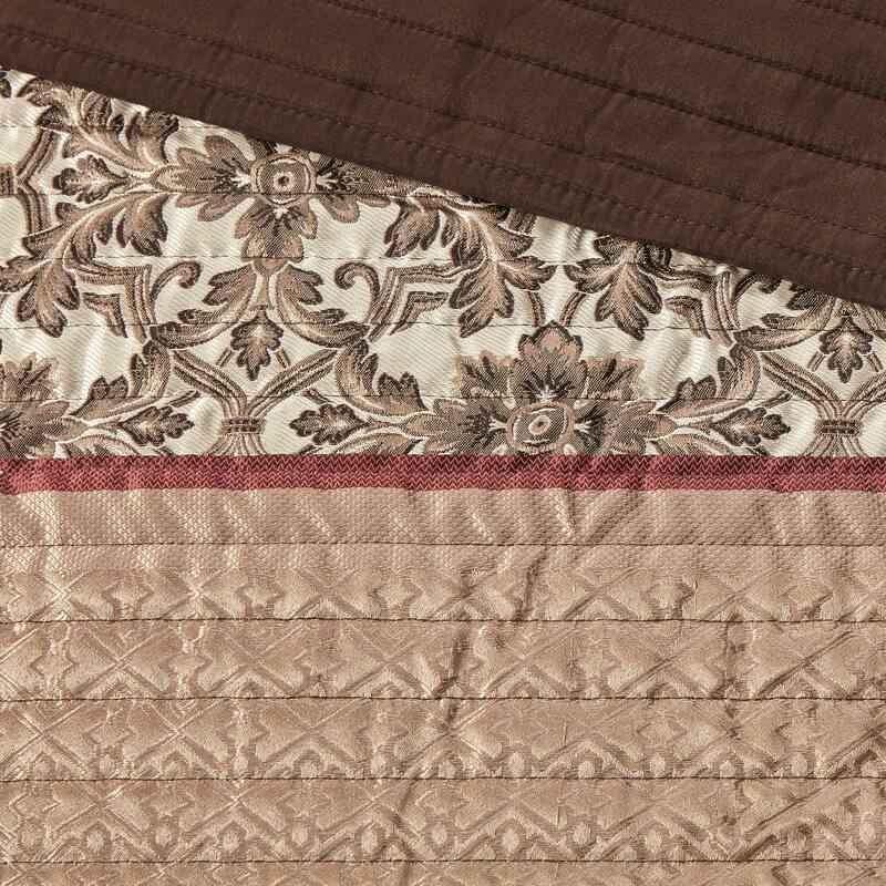 Madison Park Dartmouth 5 Piece Jacquard Quilt Set with Throw Pillows